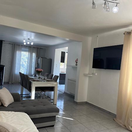 Villa Climatise Avec Piscine Et Jacuzzi Carpentras Eksteriør billede
